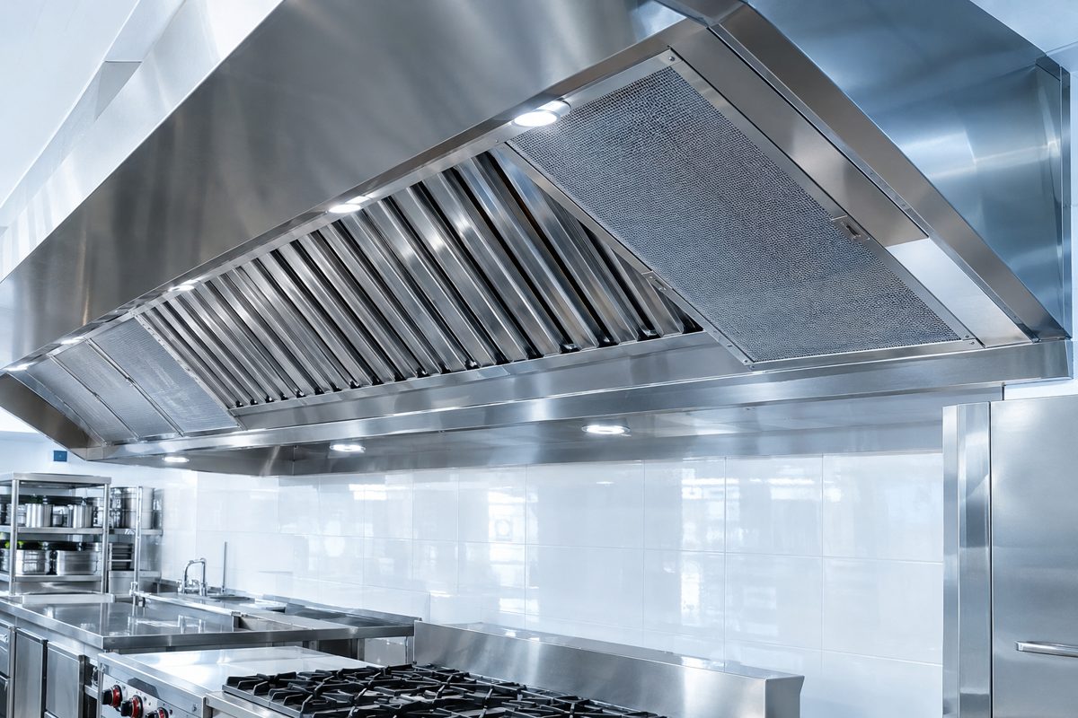 Commercial kitchen hood with stainless steel baffle grease filters