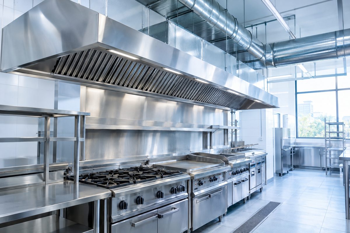 Commercial kitchen exhaust hood